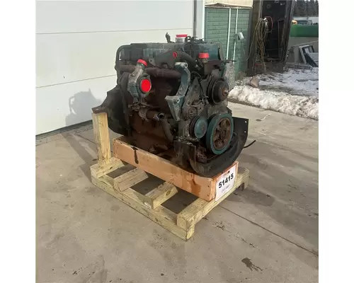 International DT466E Engine Assembly
