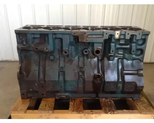 International DT466E Engine Block