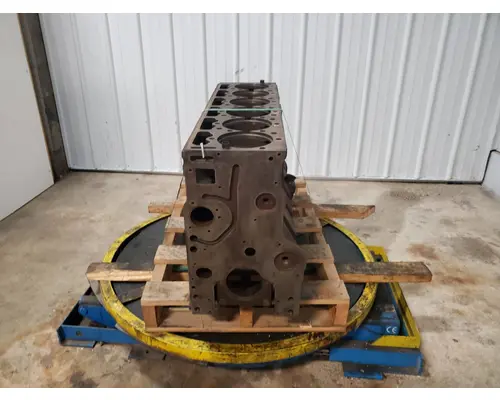 International DT466E Engine Block