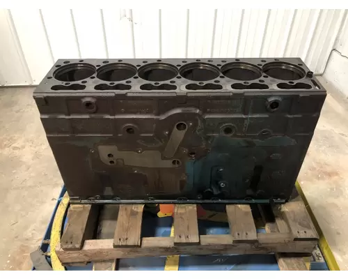 International DT466E Engine Block