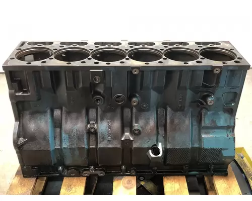 International DT466E Engine Block