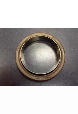 International DT466E Engine Main Seal