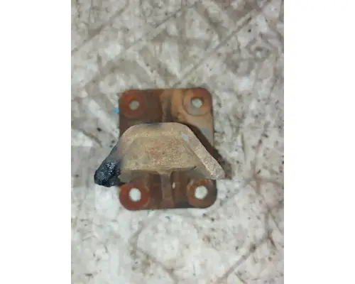 International DT466E Engine Mounts