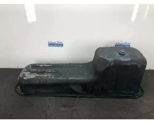 International DT466E Engine Oil Pan