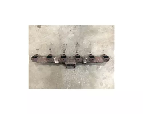 International DT466E Exhaust Manifold