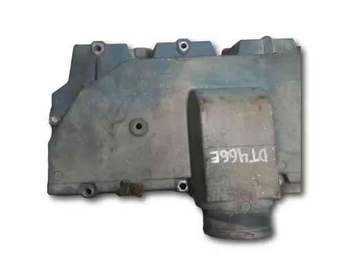 International DT466E Valve Cover