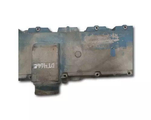 International DT466E Valve Cover