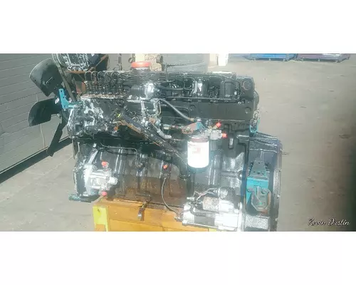 International DT466P Engine Assembly