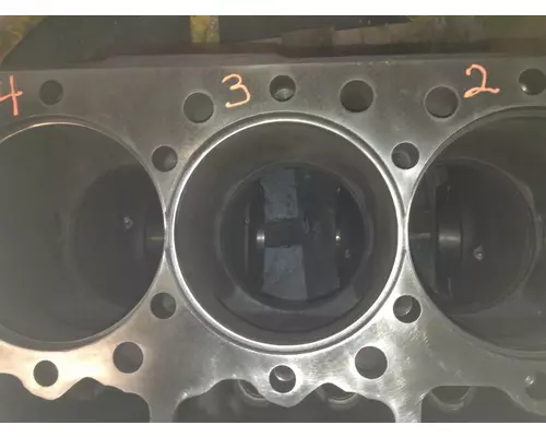 International DT466P Engine Block