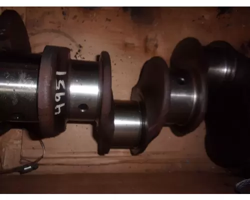 International DT466 Crankshaft