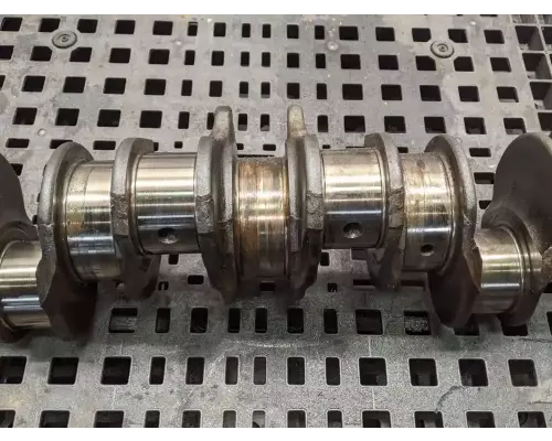 International DT466 Crankshaft