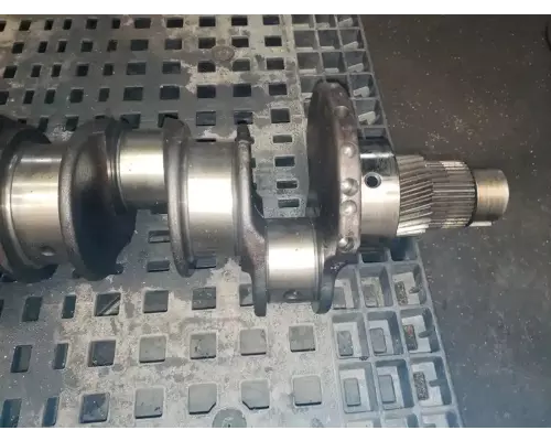 International DT466 Crankshaft