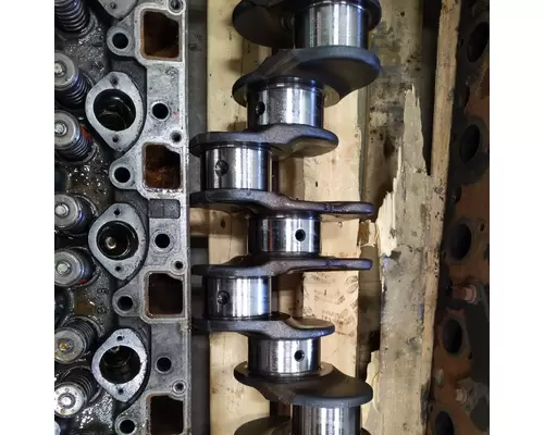 International DT466 Crankshaft