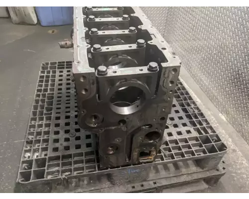 International DT466 Cylinder Block