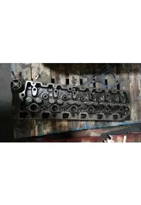 International DT466 Cylinder Head