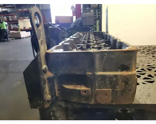 International DT466 Cylinder Head