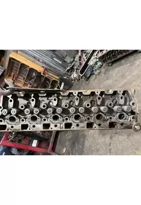 International DT466 Cylinder Head