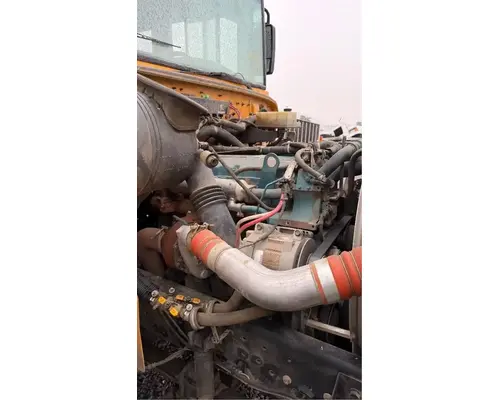 International DT466 Engine Assembly