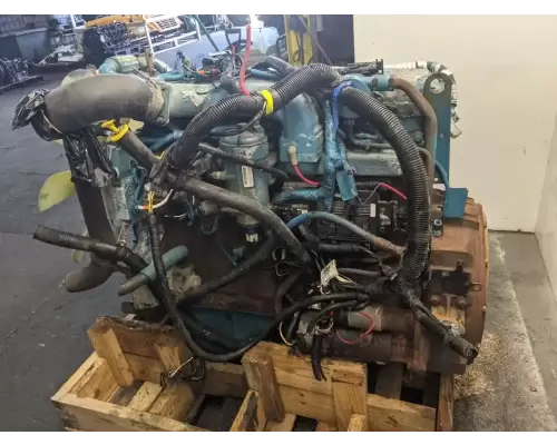 International DT466 Engine Assembly