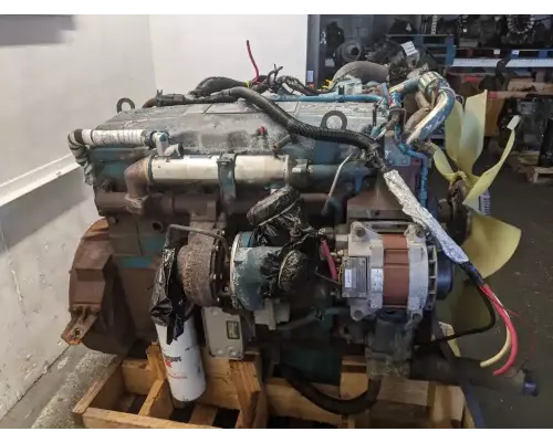 International DT466 Engine Assembly