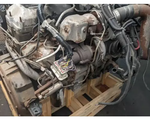 International DT466 Engine Assembly