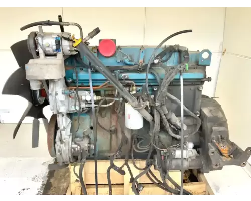 International DT466 Engine Assembly