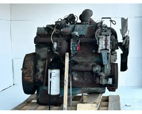 International DT466 Engine Assembly
