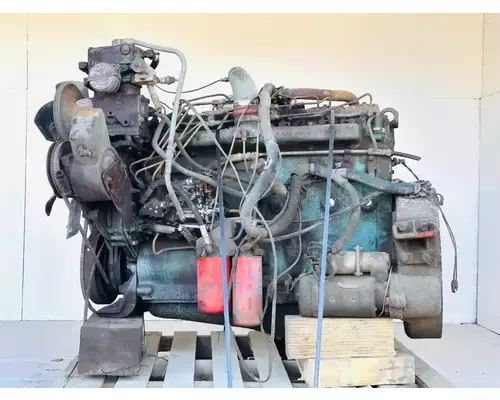 International DT466 Engine Assembly