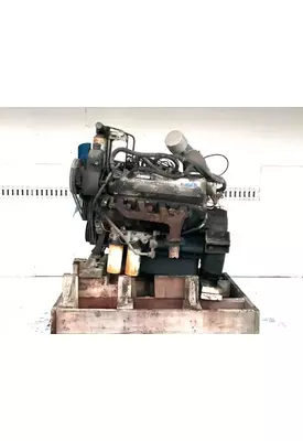 International DT466 Engine Assembly