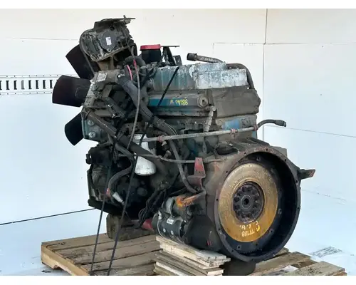International DT466 Engine Assembly