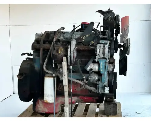 International DT466 Engine Assembly