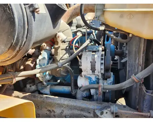 International DT466 Engine Assembly