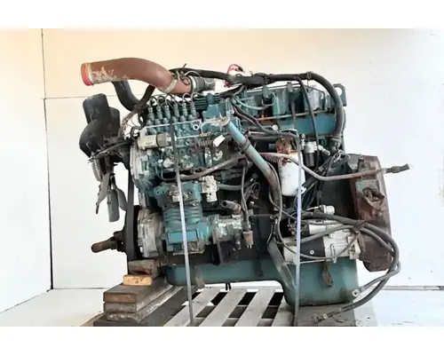 International DT466 Engine Assembly