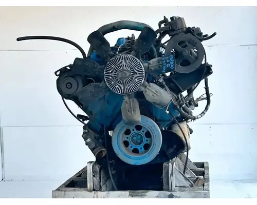 International DT466 Engine Assembly