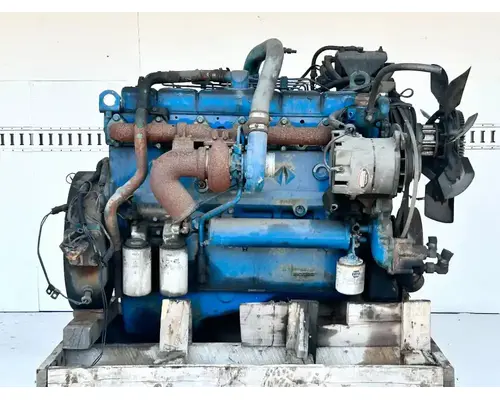International DT466 Engine Assembly