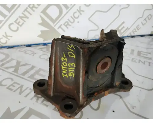 International DT466 Engine Mounts