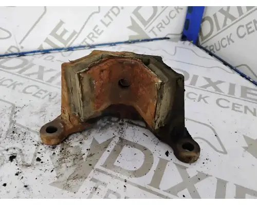 International DT466 Engine Mounts