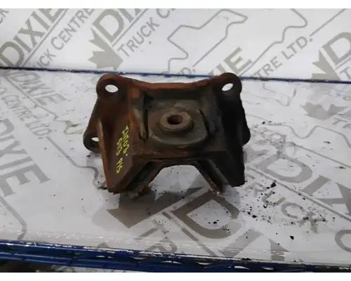 International DT466 Engine Mounts