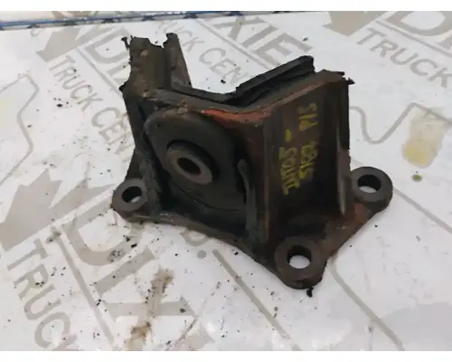 International DT466 Engine Mounts