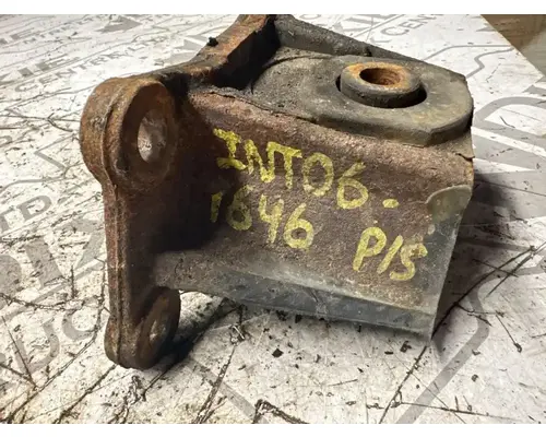 International DT466 Engine Mounts