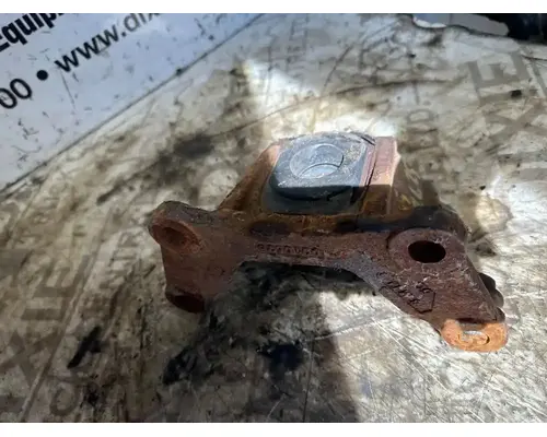 International DT466 Engine Mounts