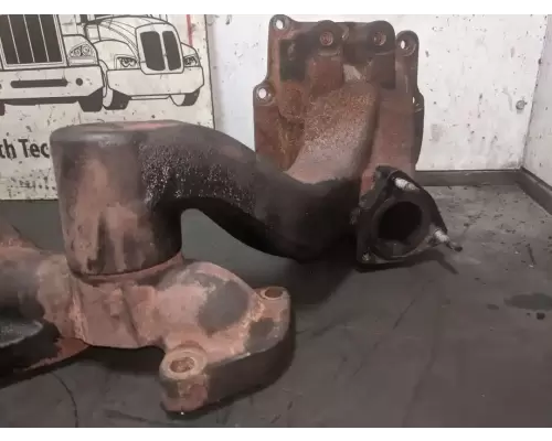 International DT466 Exhaust Manifold