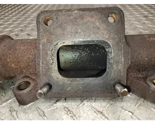 International DT466 Exhaust Manifold