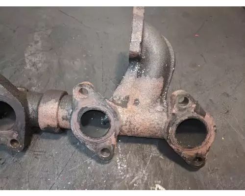 International DT466 Exhaust Manifold