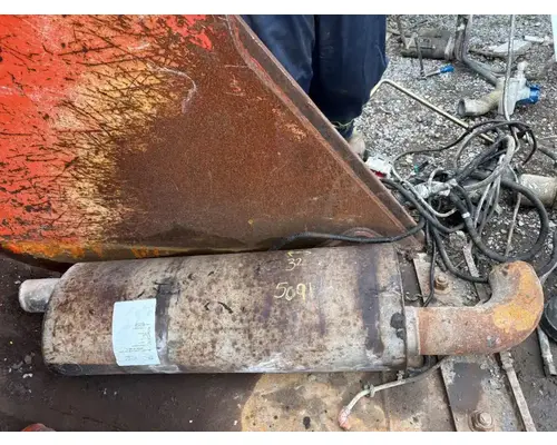 International DT466 Muffler