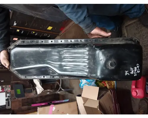 International DT466 Oil Pan