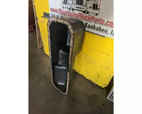 International DT466 Oil Pan