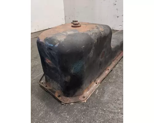 International DT466 Oil Pan