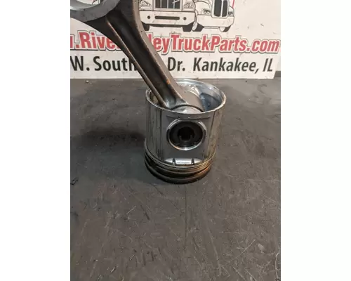 International DT466 Piston