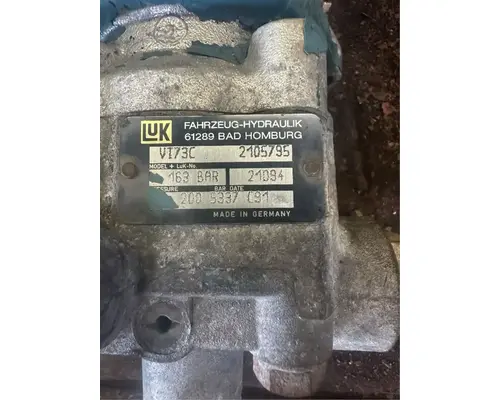 International DT466 Power Steering Pump